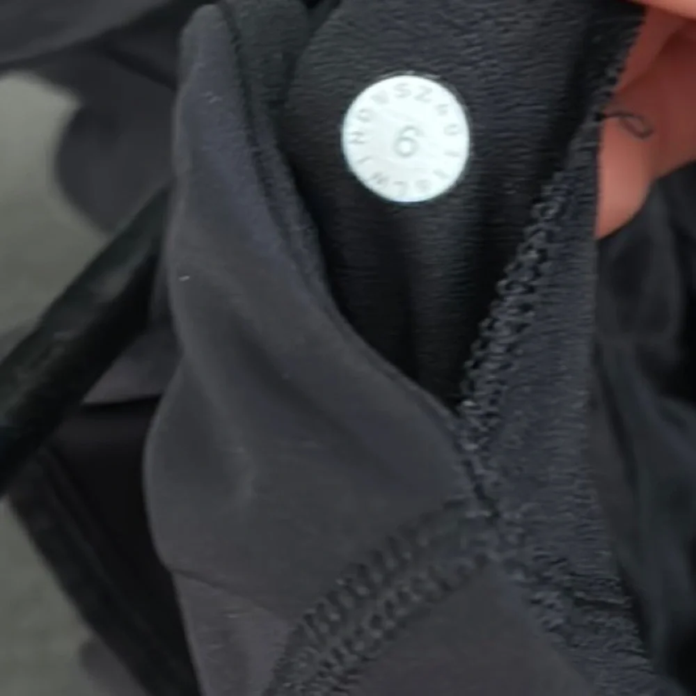 lululemon athletica Black Tank Top - Picture 5 of 8